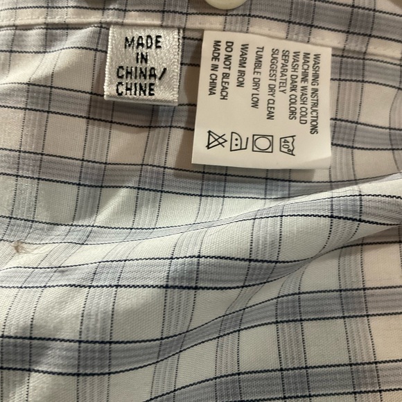 “BALMAIN” PARIS Men’s Checkered White and Grey 3/4 Sleeve Button Up Shirt. - Picture 7 of 7